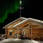 Sallanhelmi A2 By Interhome Tikkala