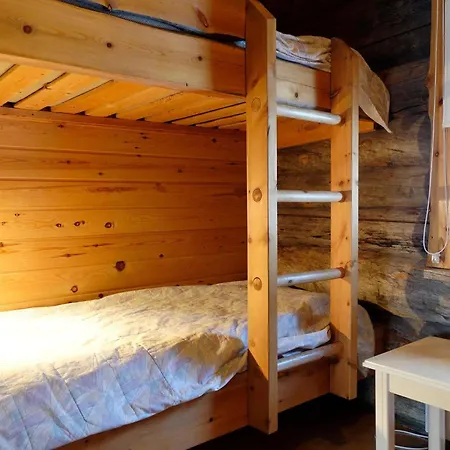 Sallanhelmi A2 By Interhome Tikkala